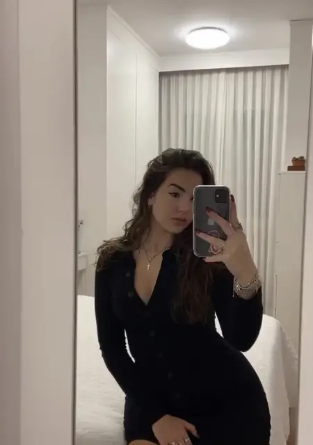 Я Almu, 21, знакомлюсь для общения в Навалькарнеро