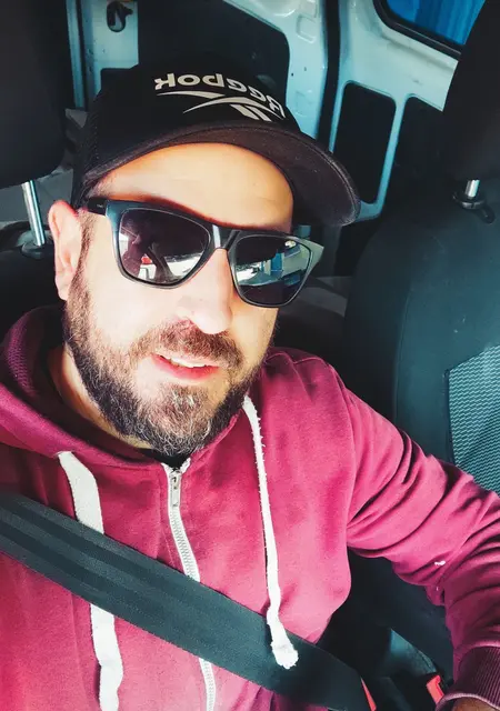 Javi de Madrid, tengo 43 años, listo para conocer para lío de una noche