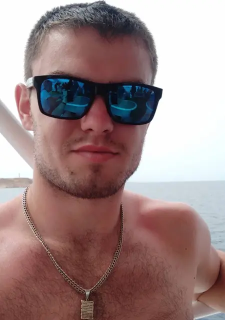 Владимир из Кременчуга, ищу на сайте знакомства без обязательств