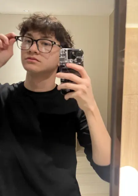 Тимур из Юнион-сити, мне 19, познакомлюсь на одну ночь