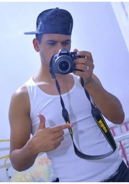 Soy Diego, 30 años de Madrid, busco conocer gente