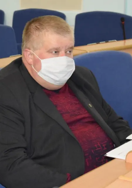 Віктор з Львова, мені 48 років, познайомлюсь для приємного проведення часу