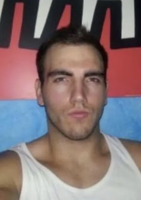 Roberto de Alcazar de San Juan, tengo 31 años, listo para conocer para hacer nuevos amigos