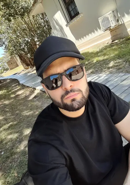 Soy David, 28 años de Guadalajara, busco conocer gente para hacer nuevos amigos