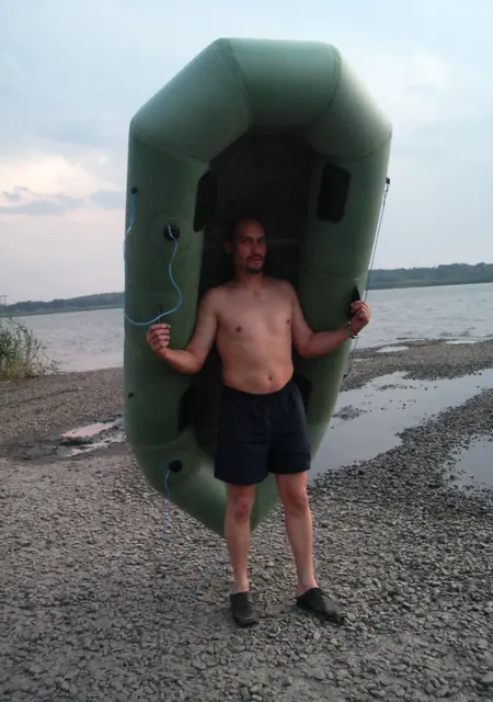 Олег из Кривого Рога, ищу на сайте вирта