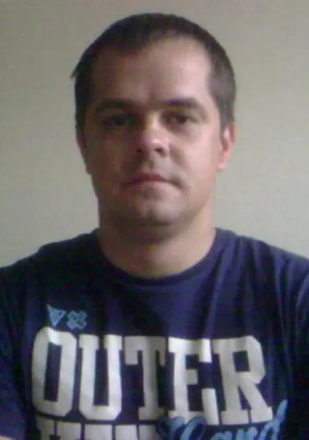 Алексей из Гродно, мне 43, познакомлюсь для вирта