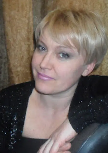 Елена з Одеси, шукаю на сайті спілкування