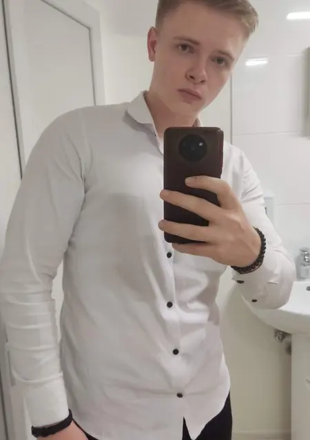 Shirbie de Valencia, tengo 21 años, listo para conocer para lío de una noche