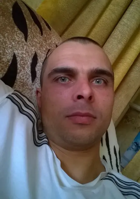 Я Дмитрий, 40, из Новополоцка, ищу знакомство для постоянных отношений