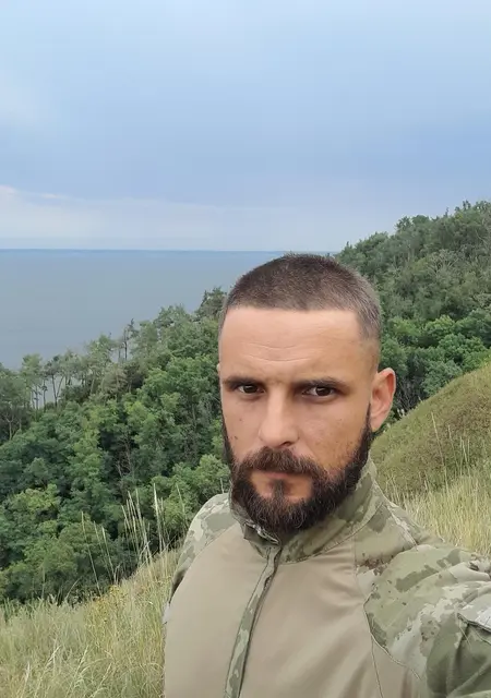 Hanter из Умани, ищу на сайте знакомства на одну ночь