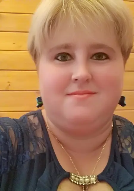 Я Катя, 35 років, знайомлюсь на одну ніч у Донецьку