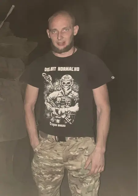 Саша з Донецька, шукаю на сайті постійні стосунки