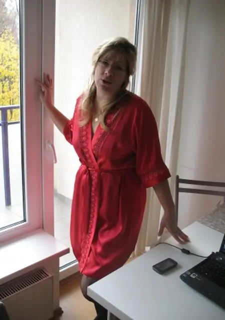 Madam из Берлина, ищу на сайте приятное времяпровождение