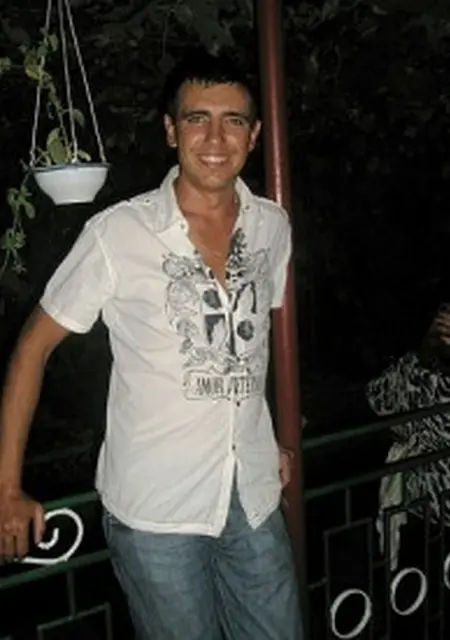 Паша з Умани, шукаю на сайті знайомства без зобов'язань