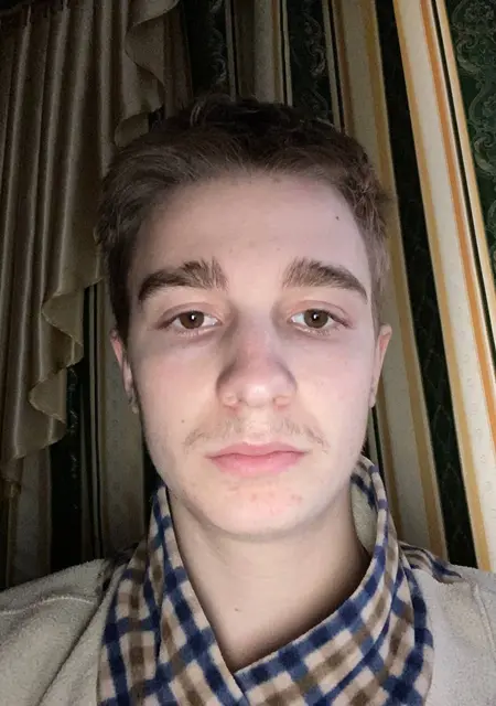 Amina из Гамбурга, ищу на сайте знакомства без обязательств