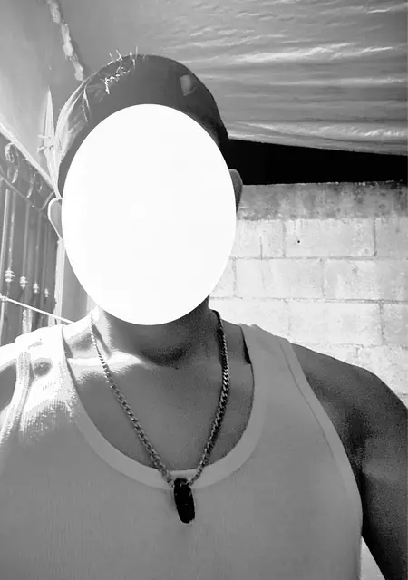 Я Rafae, 18, из Эспита, ищу знакомства без обязательств