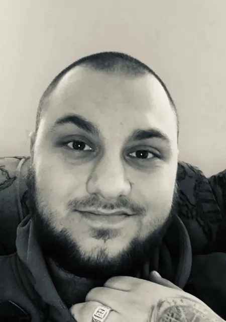 Эдуард из Дрогобича, ищу на сайте знакомства без обязательств