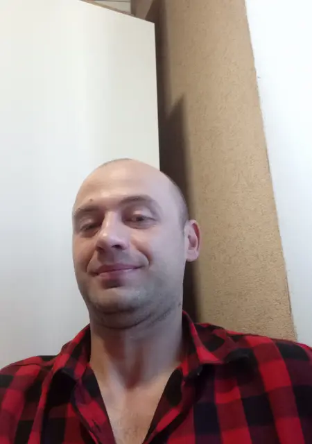 Евгений из Кропивницкого, мне 37, познакомлюсь на одну ночь