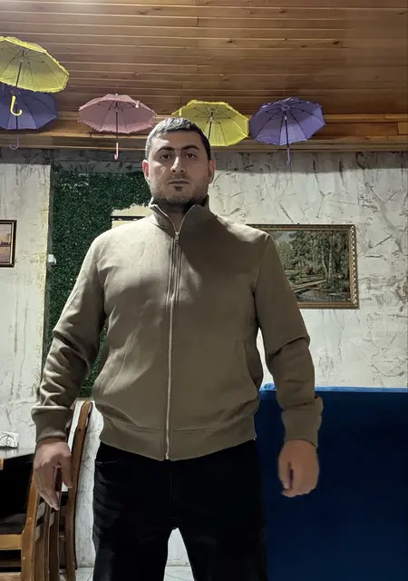 Asif из Алматы, ищу на сайте знакомства без обязательств