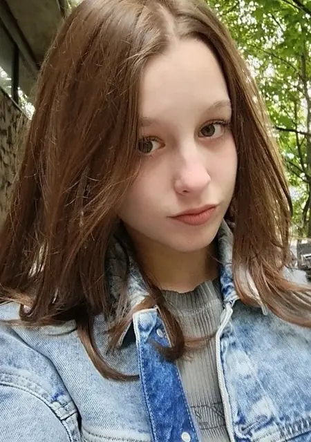 Soy Zalina, 19 años, conociéndome para lío de una noche en Valencia