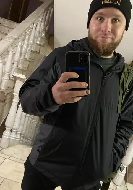 Я Илья, 28, знакомлюсь для открытые отношения в Вашингтоне