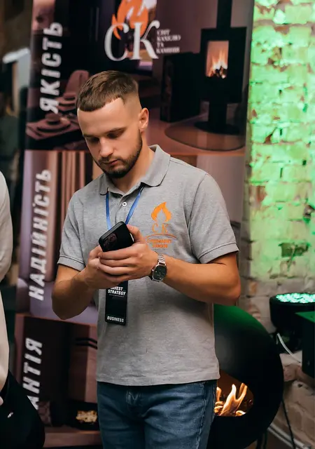 Я Dmytro, 25 років з Івано-Франківська, шукаю знайомство для спільних подорожей