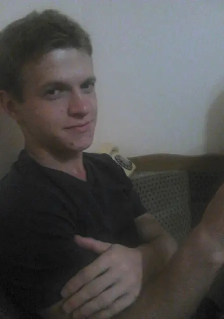 Я Eddie, 32 років з Kovel, шукаю знайомство для приємного проведення часу