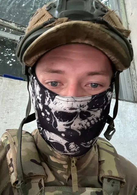 Я Александр, 28, из Стаханова, ищу знакомство для общения