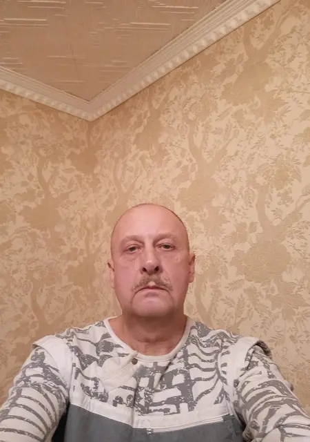 Игорь из Витебска, мне 62, познакомлюсь без обязательств