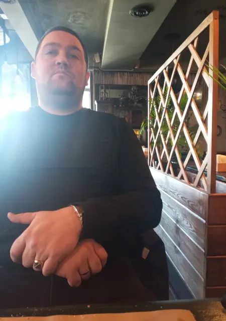 Я Vlad, 34, из Ирпени, ищу знакомство для дружбы