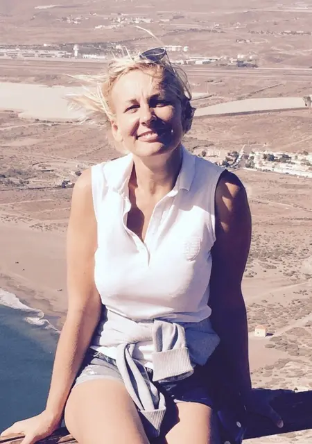 Я Piret, 54, знакомлюсь без обязательств в Киеве