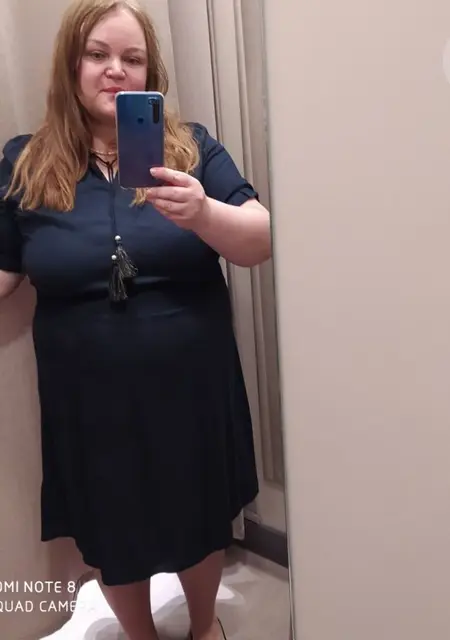 Я Leena, 43, знакомлюсь в Берлине