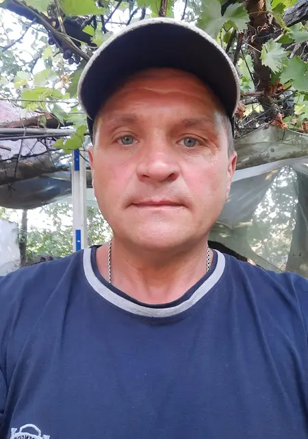 Сергей з Маріуполя, мені 52 років, познайомлюсь для постійних стосунків