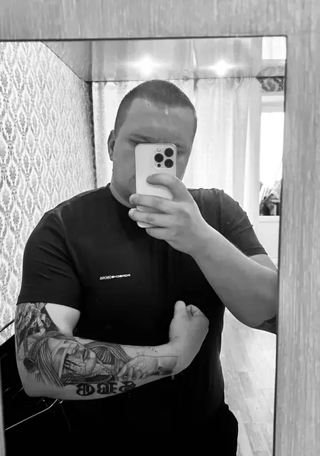 Роман из Стивенедж, мне 22, познакомлюсь без обязательств