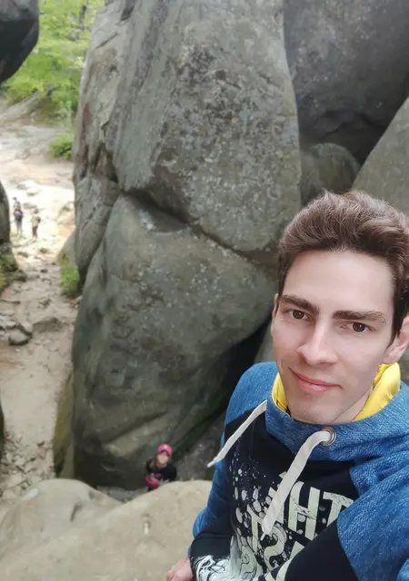 Я Дима, 25 років, знайомлюсь для спілкування у Хмельницькому