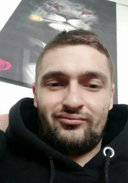 Олег из Черновцов, мне 32, познакомлюсь для приятного времяпровождения