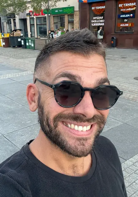 Andrea de Barcelona, tengo 37 años, listo para conocer para lío de una noche