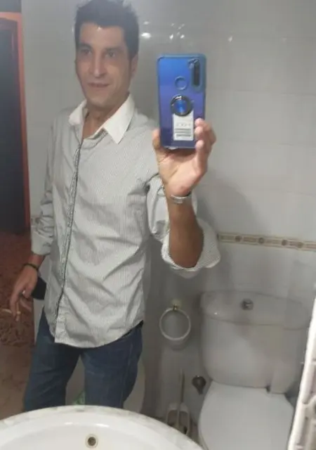 Soy Christopher, 41 años, conociéndome en Madrid
