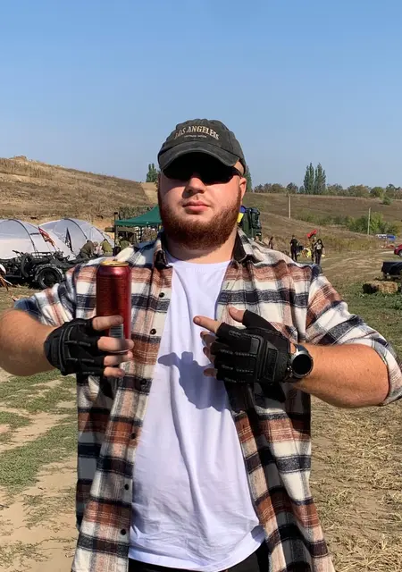 Я Олексій, 24, знакомлюсь для приятного времяпровождения в Пирятине