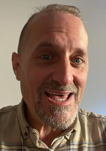 Soy Anxo, 49 años, conociéndome para conversación virtual en Sevilla