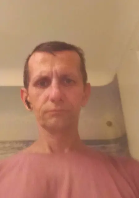 Eduard из Киева, мне 53, познакомлюсь без обязательств