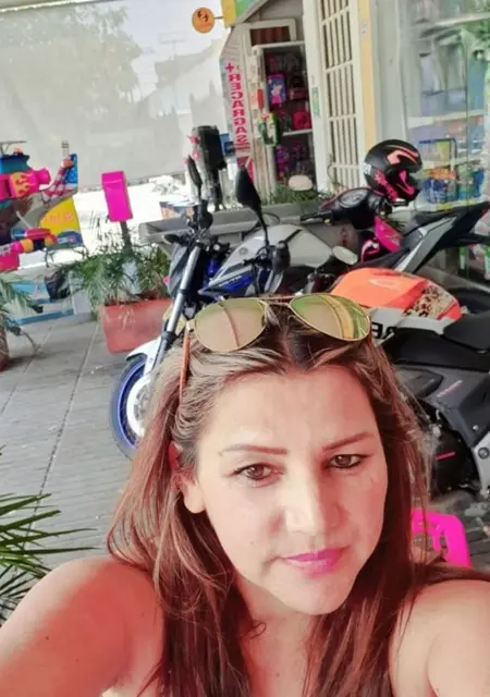 Я Luisa, 44, знакомлюсь в Мадриде