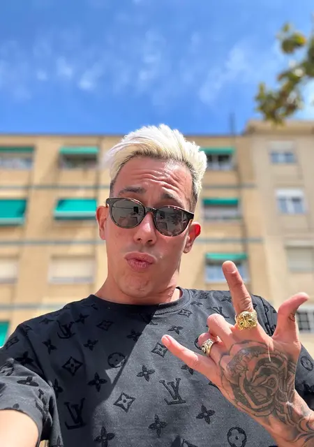 Soy Urii, 32 años de Alcorcón, busco conocer gente para relación sin ataduras