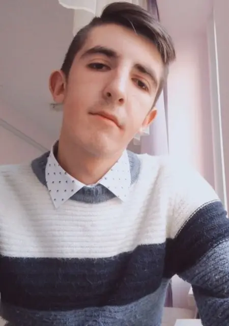 Я Вова, 21, из Минска, ищу знакомства на одну ночь