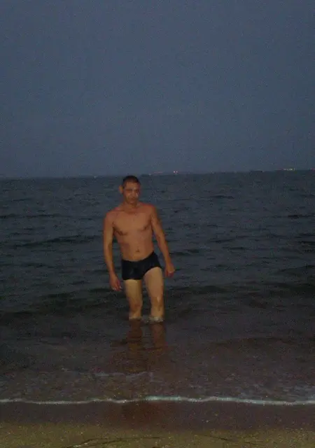 Алексей з Луганська, шукаю на сайті знайомства на одну ніч