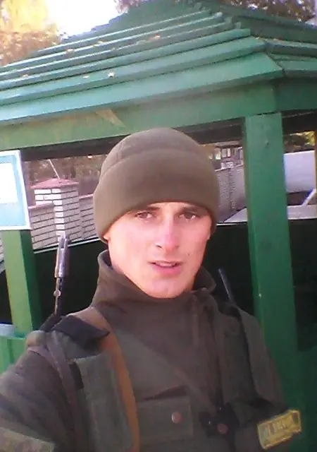 Сергей з Іванків, мені 30 років, познайомлюсь на одну ніч