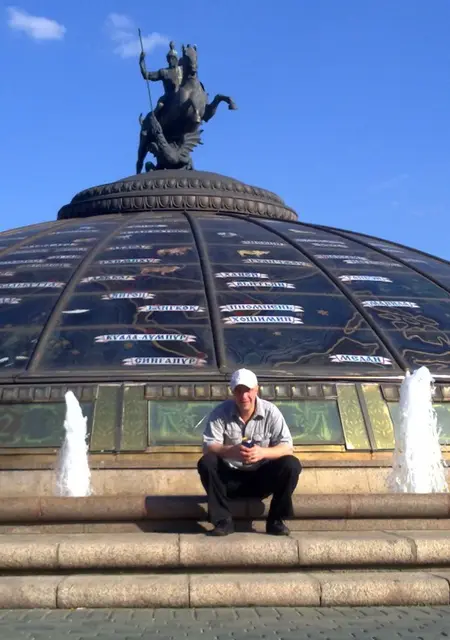 Я Виктор, 45, знакомлюсь без обязательств в Риге