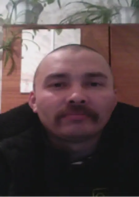 Алексей из Новомосковска, мне 48, познакомлюсь для общения