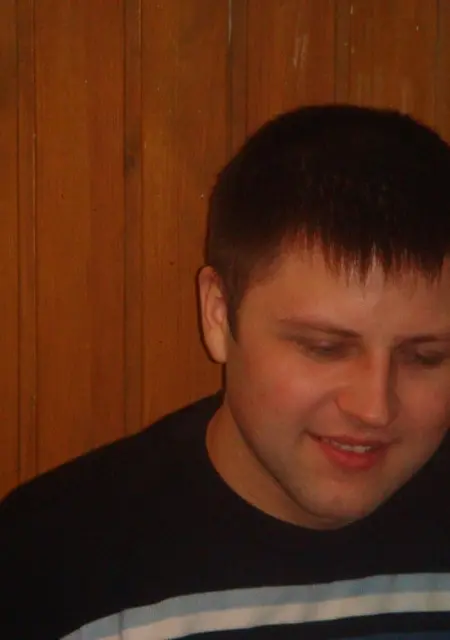 Я Веталь, 42 років, знайомлюсь на одну ніч у Рівному