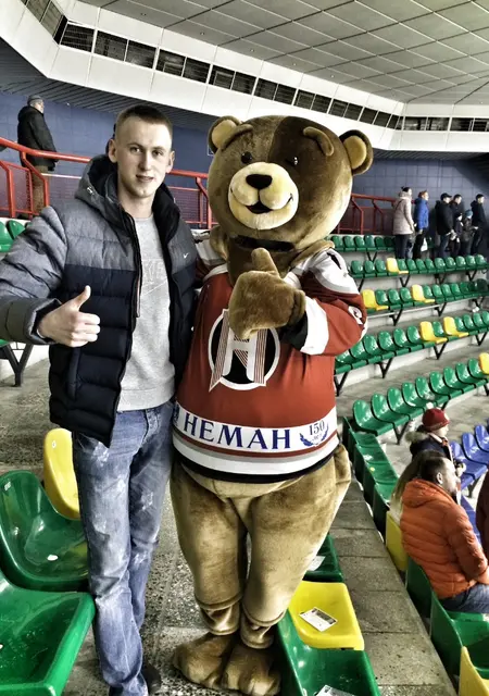 Я Vitalik, 29, из Гродно, ищу знакомства на одну ночь